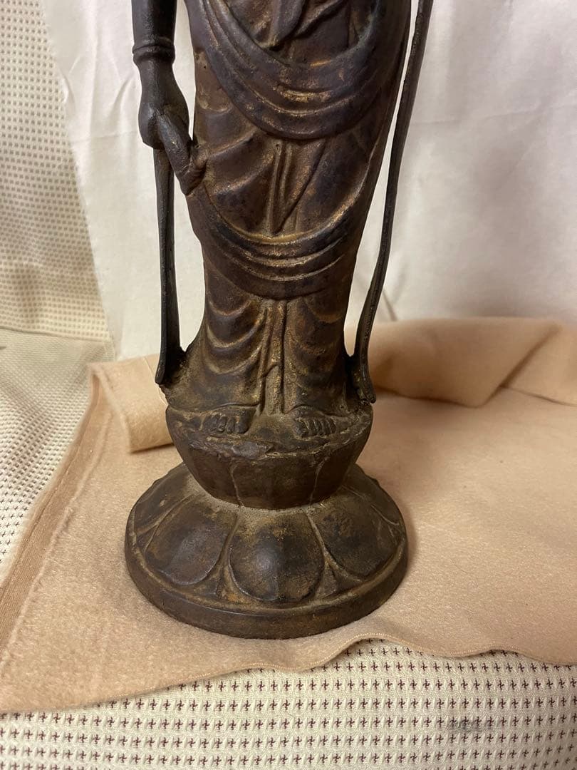 観音菩薩像　鉄工芸　アンティーク