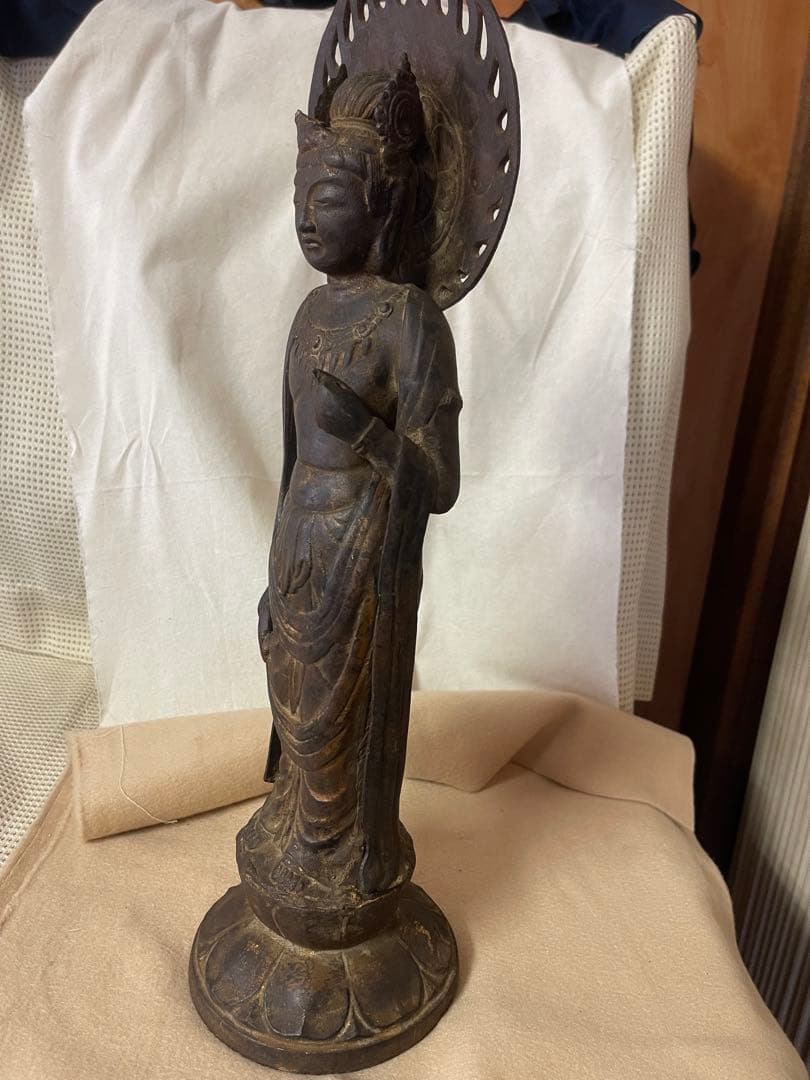 観音菩薩像　鉄工芸　アンティーク
