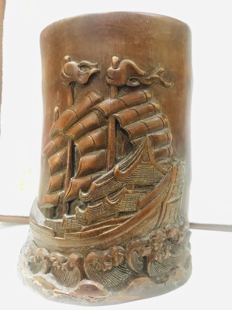 中国古美術　竹根彫　筆筒　，「一帆風順」時代を経た深い艶のある逸品！