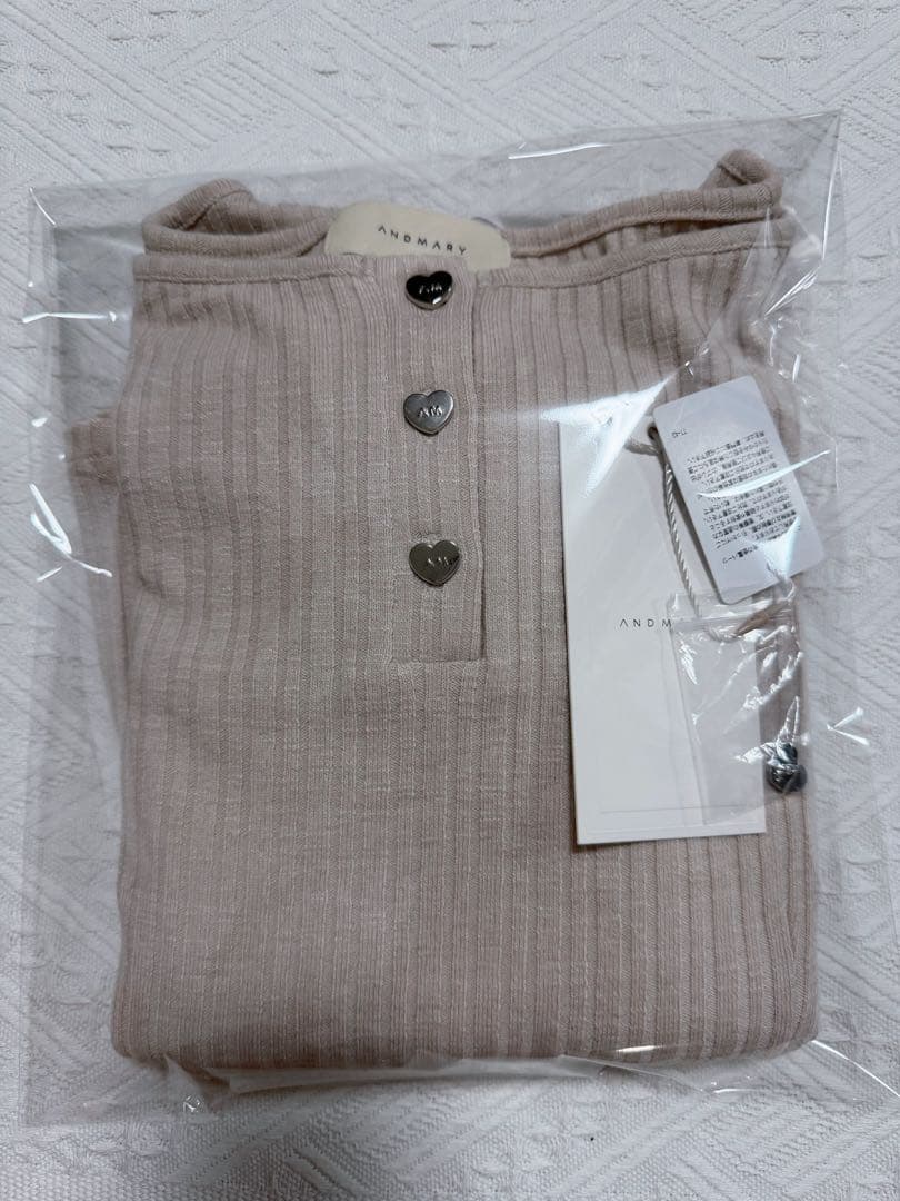 Andmary Dorothy heart tops ベージュ