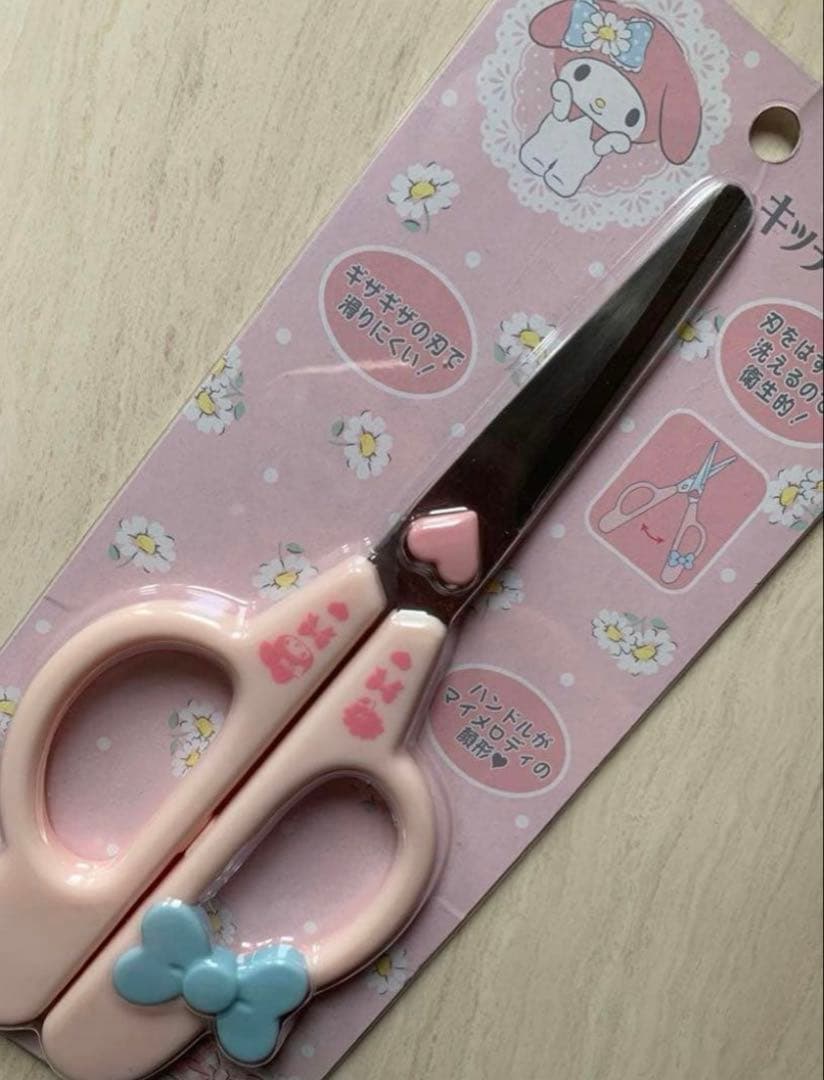 マイメロ キッチンぼさみ　ハサミ　キッチン　サンリオ　リボン　調理具