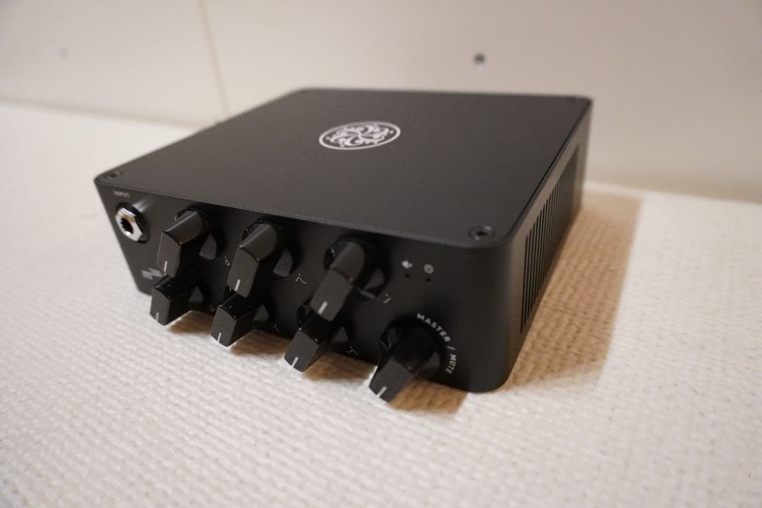 ベース Darkglass Electronics MICROTUBES 200