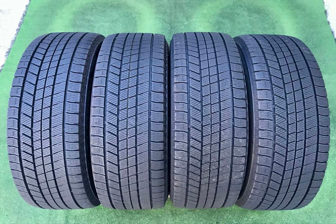 225/55 R16 BRIDGESTONE VRX3 スタッドレスタイヤ