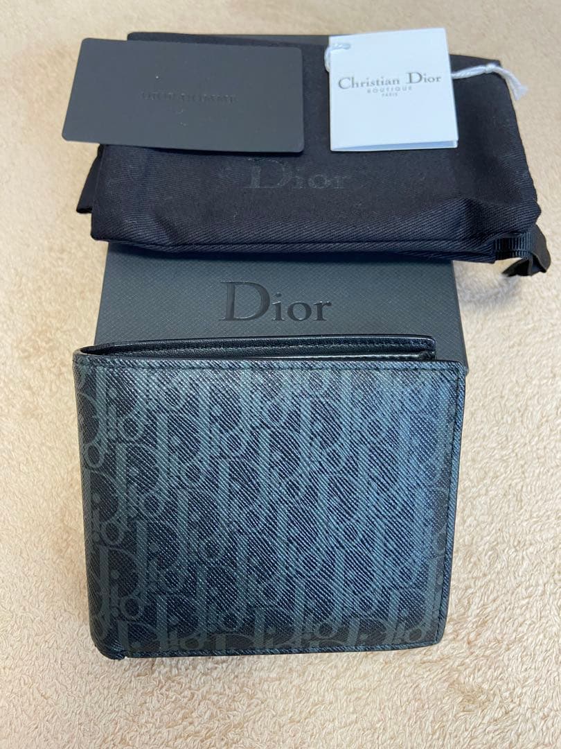 Dior Homme ディオール　オム ブラック　レザー 二つ折り　財布