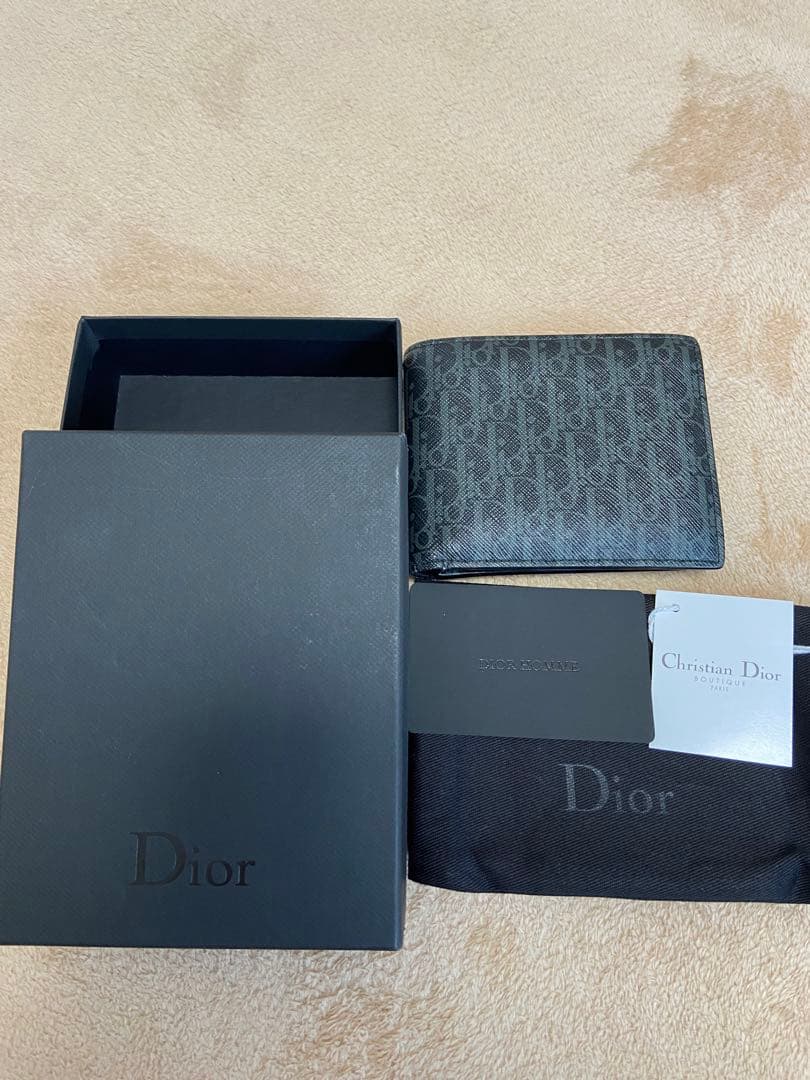 Dior Homme ディオール　オム ブラック　レザー 二つ折り　財布