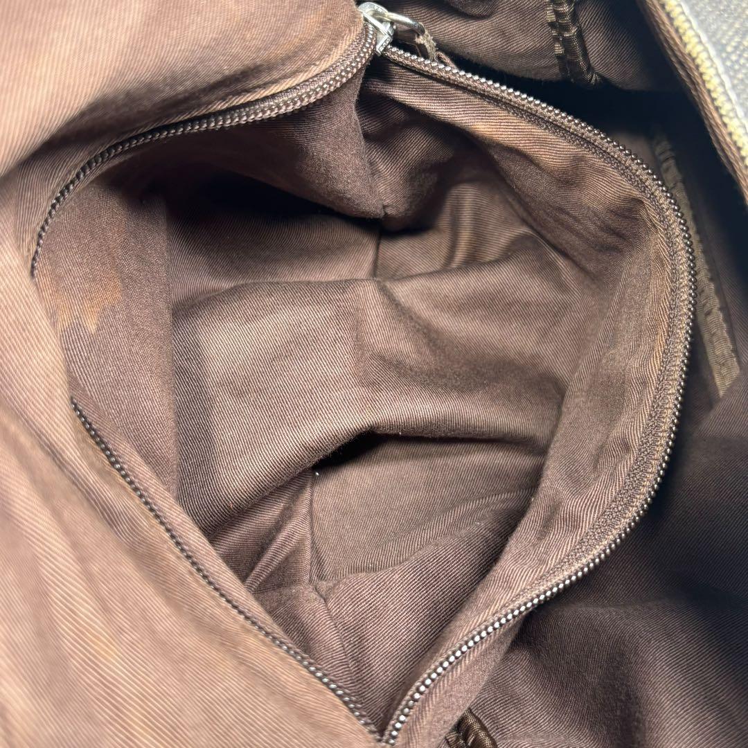 D&G DOLCE&GABBANA メッセンジャーバッグ　A4収納可能　肩掛け