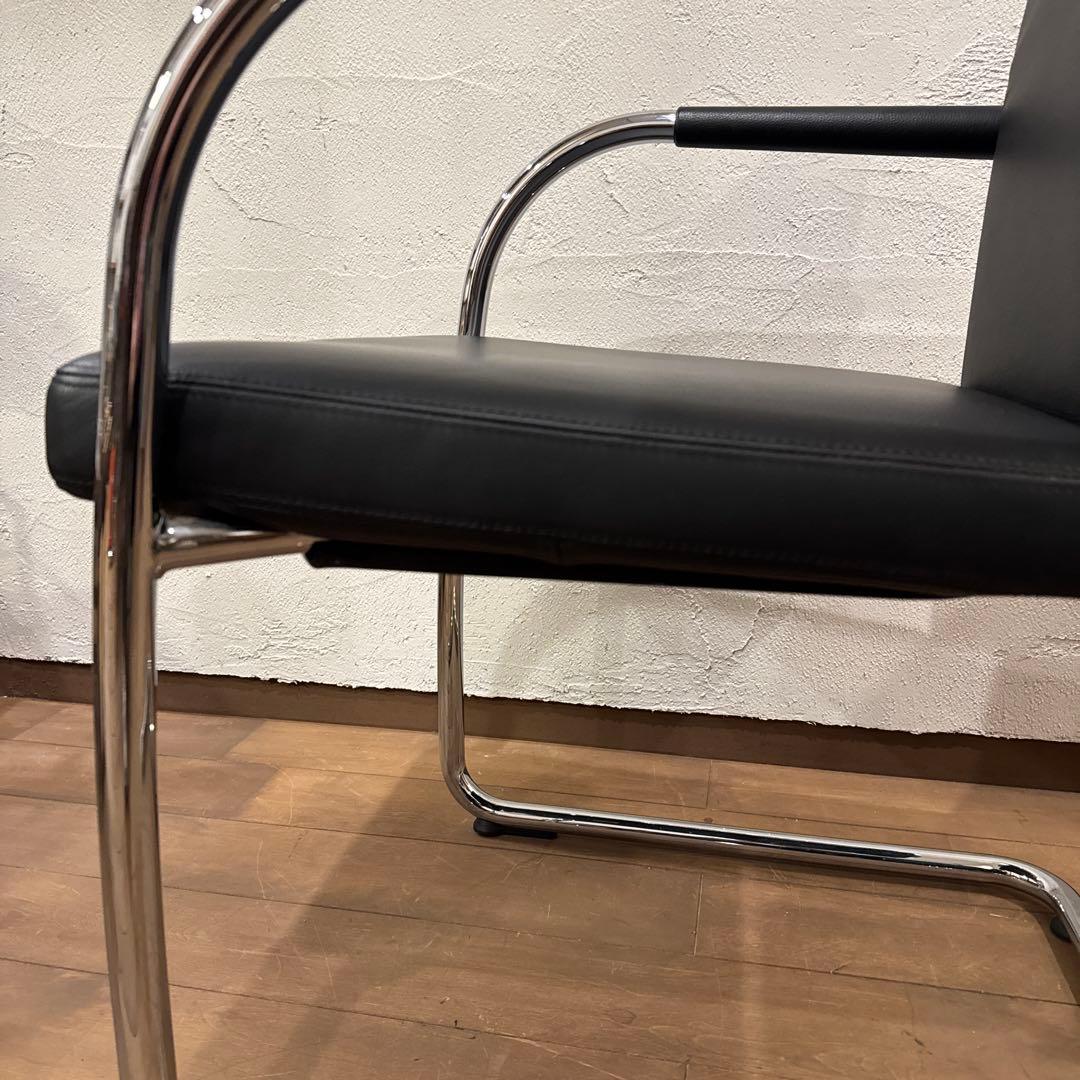 Vitra Visasoft カンチレバーチェア