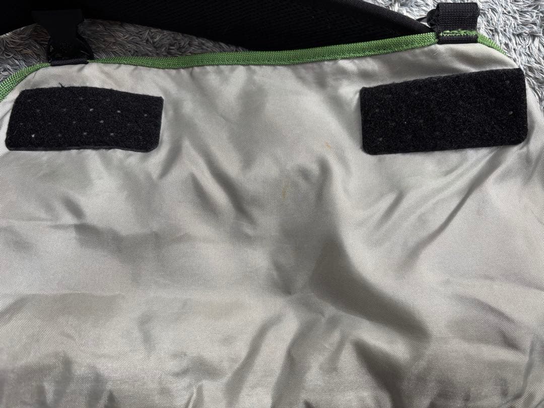 パタゴニア　ハーフマスメッセンジャー　ショルダーバッグ　48271F7 緑