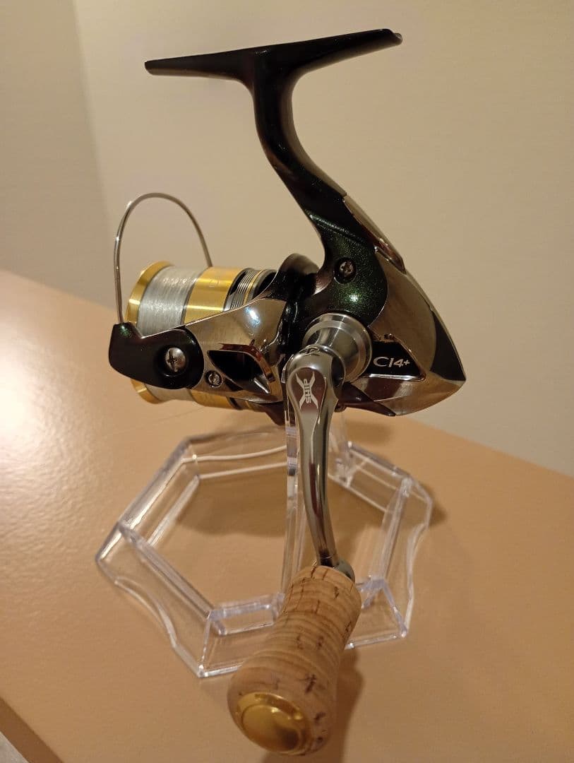 シマノ　12カーディフ Ci4+C2000SS リール