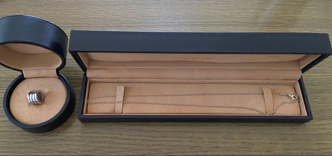 BVLGARI ネックレス(18金チェーンとトップはシルバー)