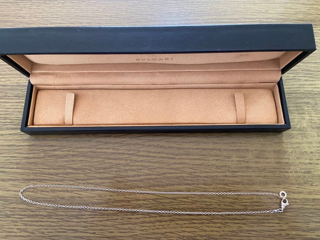 BVLGARI ネックレス(18金チェーンとトップはシルバー)