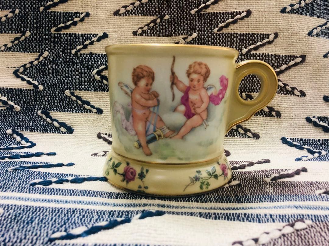 ●アンティークなシェービングマグカップ　エンジェル！