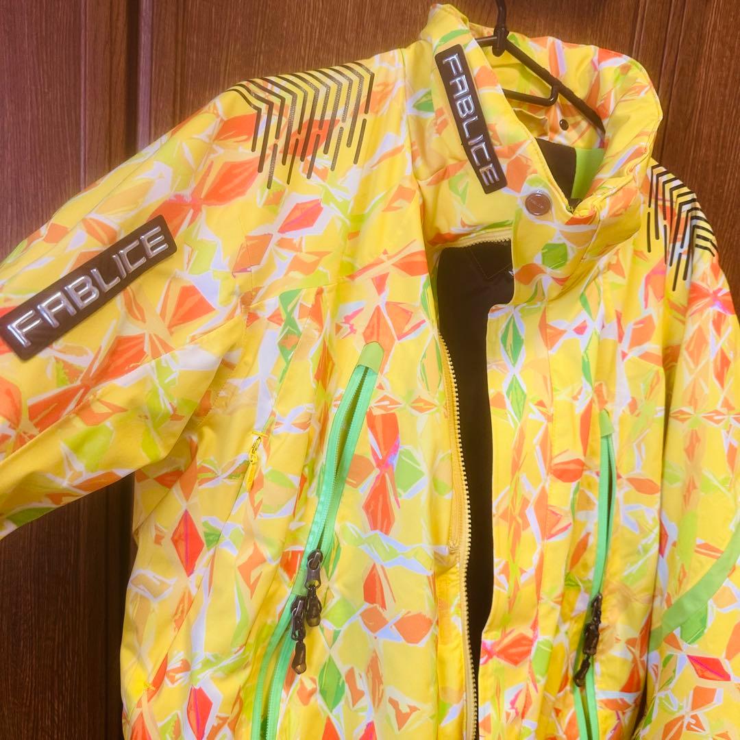 スキー・スノーボード　ウエア　上下セット