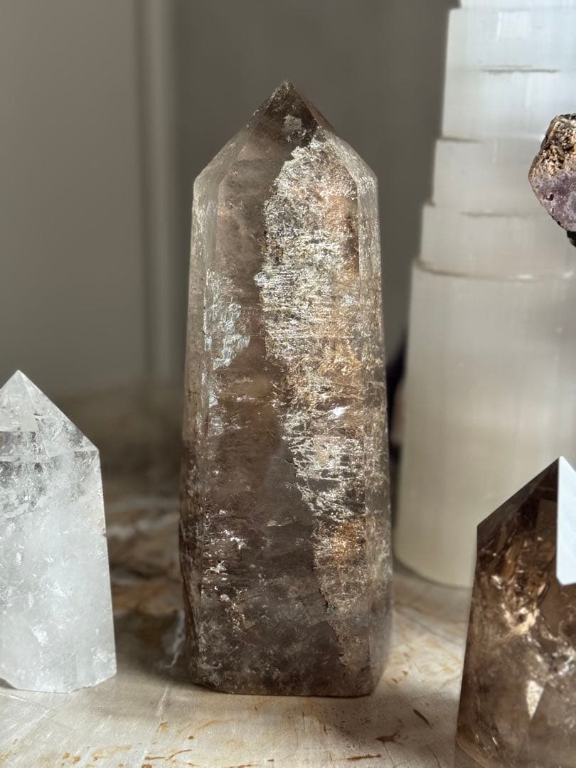 セール最終価格◎スモーキークォーツ タワー型 虹入り 22cm