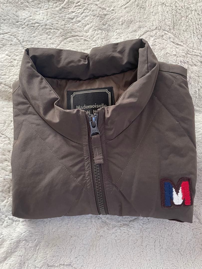 Mademoiselle NON NON ノースリーブダウンジャケット