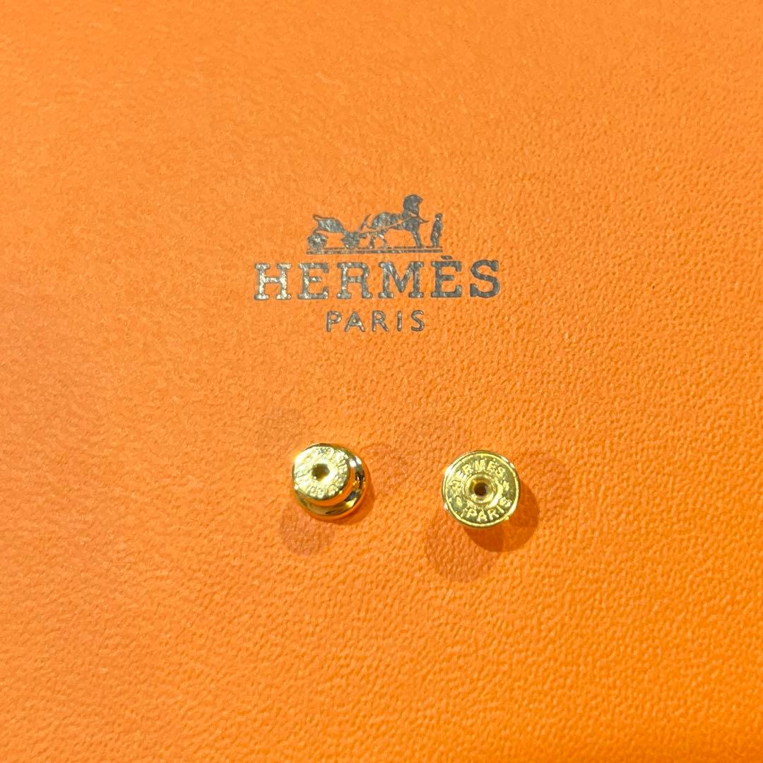 HERMES エルメス　ポップアッシュ ミニ ピアス ブラック　ゴールド