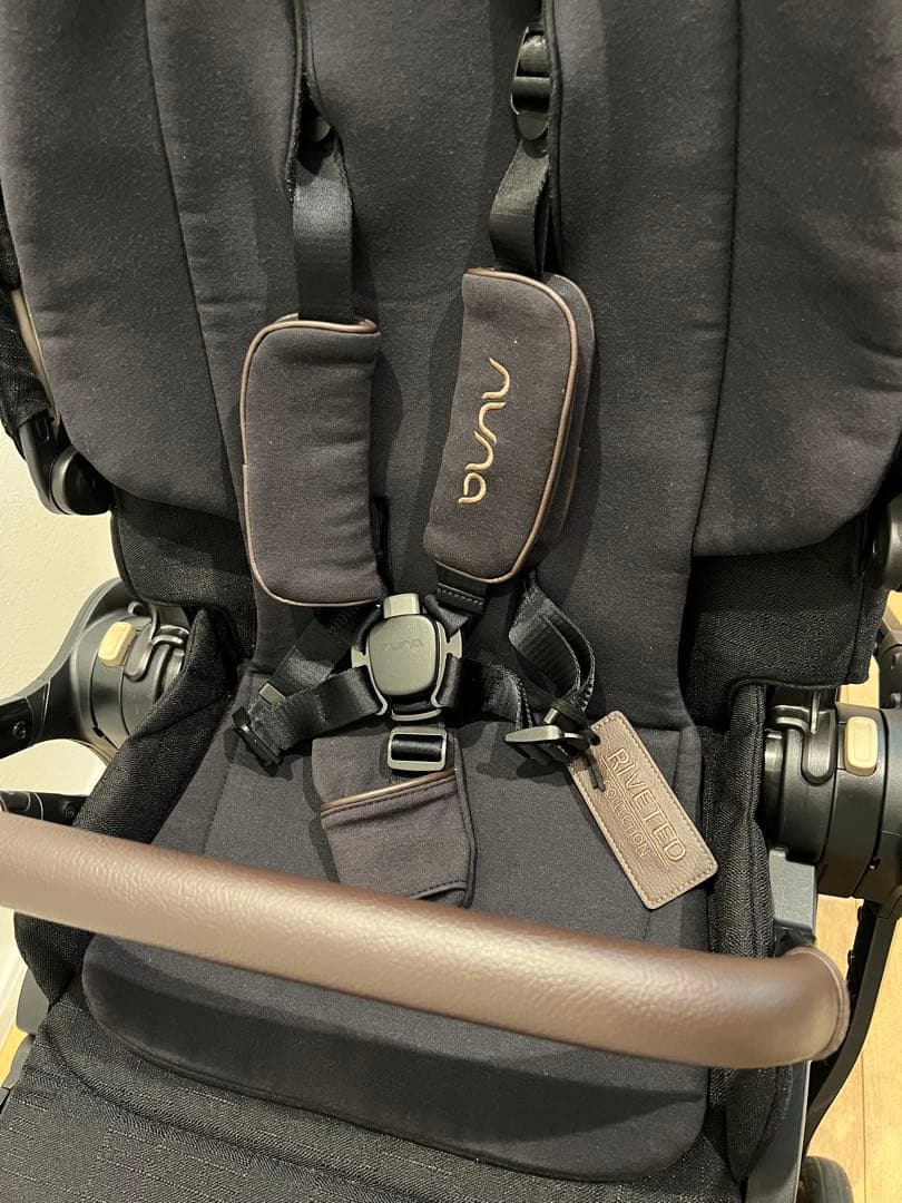 NUNA ベビーカー トリヴネクスト　リベテッド