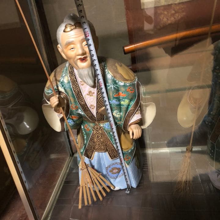 160.  有田焼の高砂人形