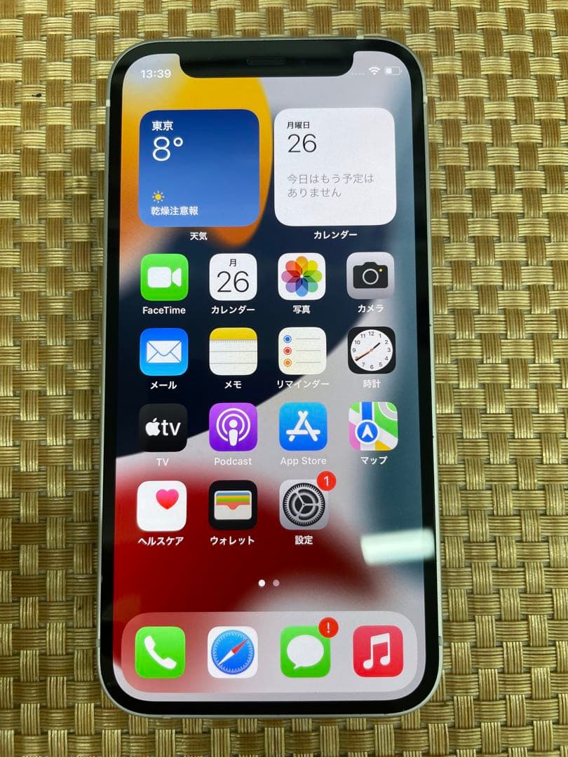 iPhone 12 mini 64 GBホワイトSIMフリー【4276】