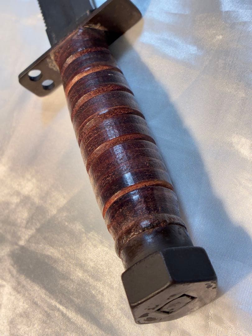 エアフォースサバイバルナイフ　カミラス