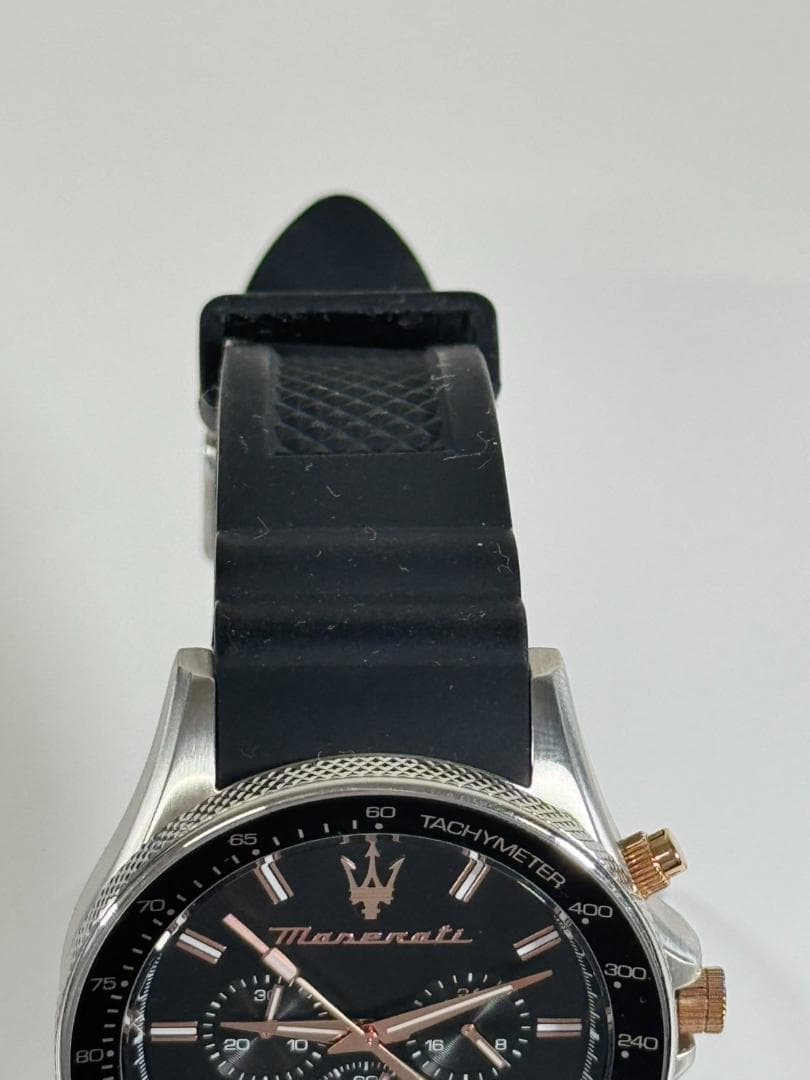 【美品】Maserati クロノグラフ 時計 ブラック ラバーベルト