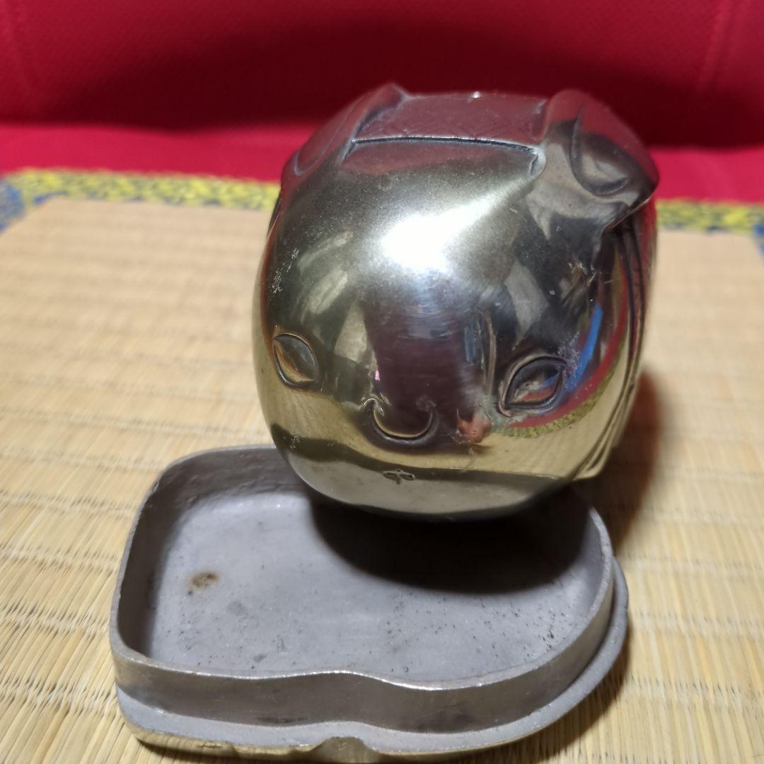 金属製 花柄彫刻兎型伏せ香炉、 置物、蓮田修吾郎刻