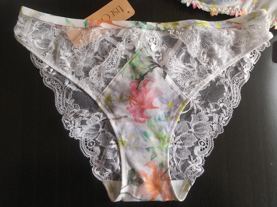 ＊訳あり＊《リズシャルメル》Folie d'Iris　FR85D&1