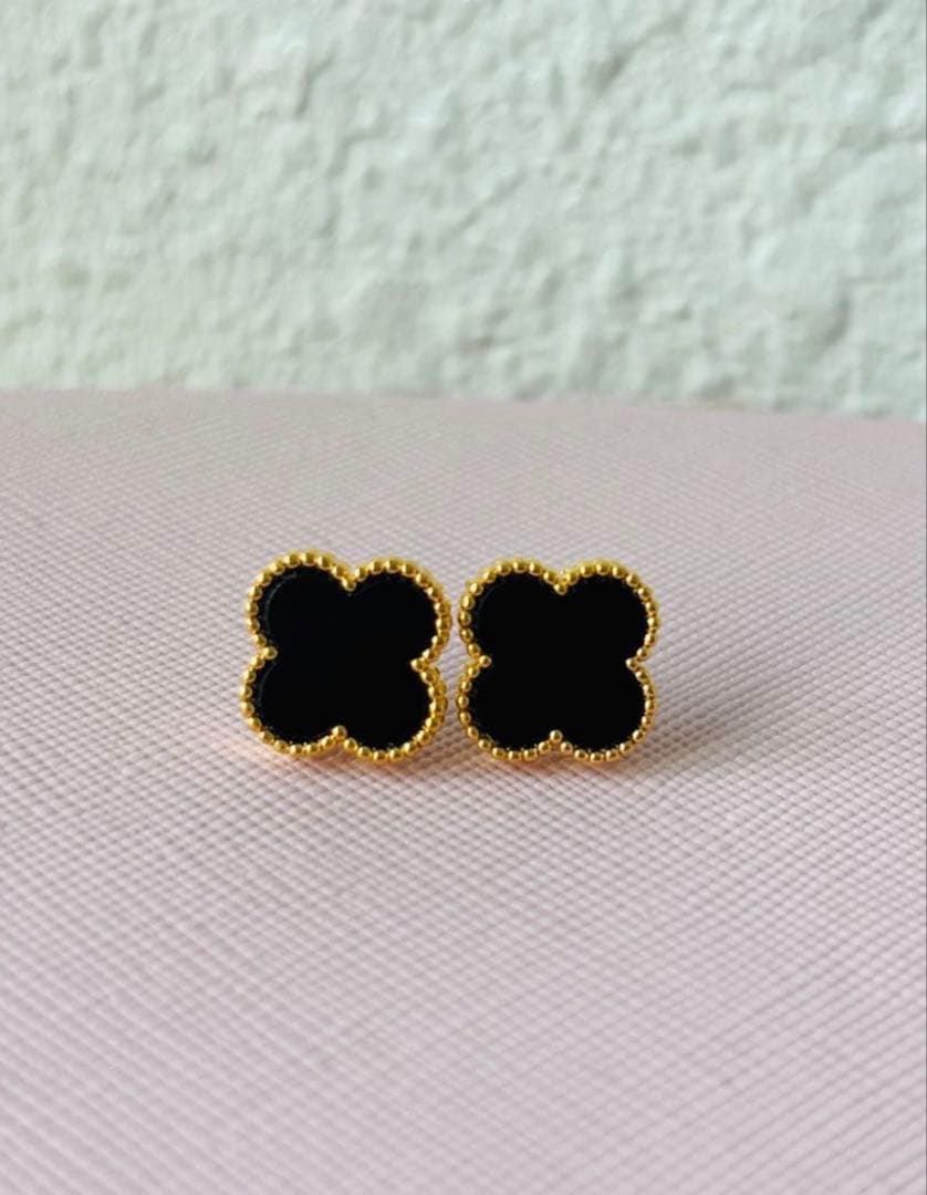 18金 K18ゴールド レディース 新品 10mm クローバー　ピアス