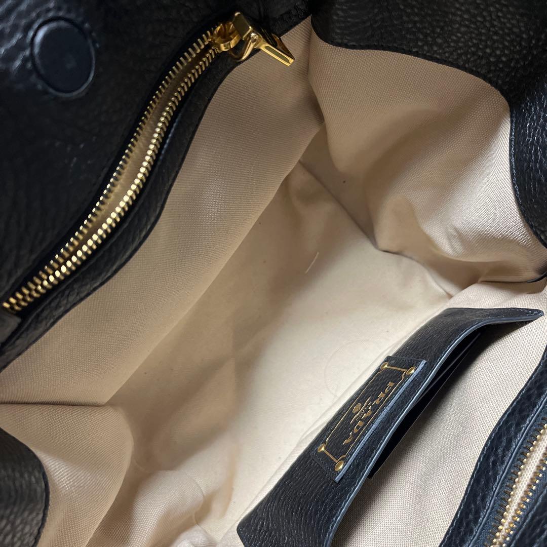 prada レザートートバッグ プラダ 美品 ブラック 黒　鞄 BR5092