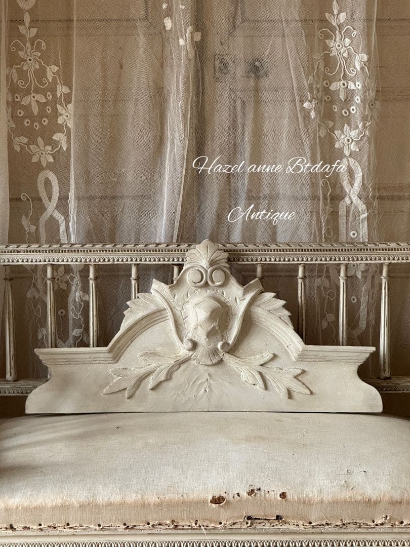 フランスアンティーク　ホワイトペイント　ペディメント