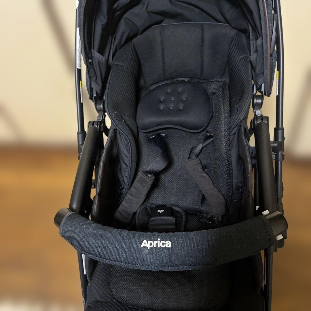 こうちゃん様　アップリカ　ラクーナクッションフリープラス　AB ベビーカー　4輪