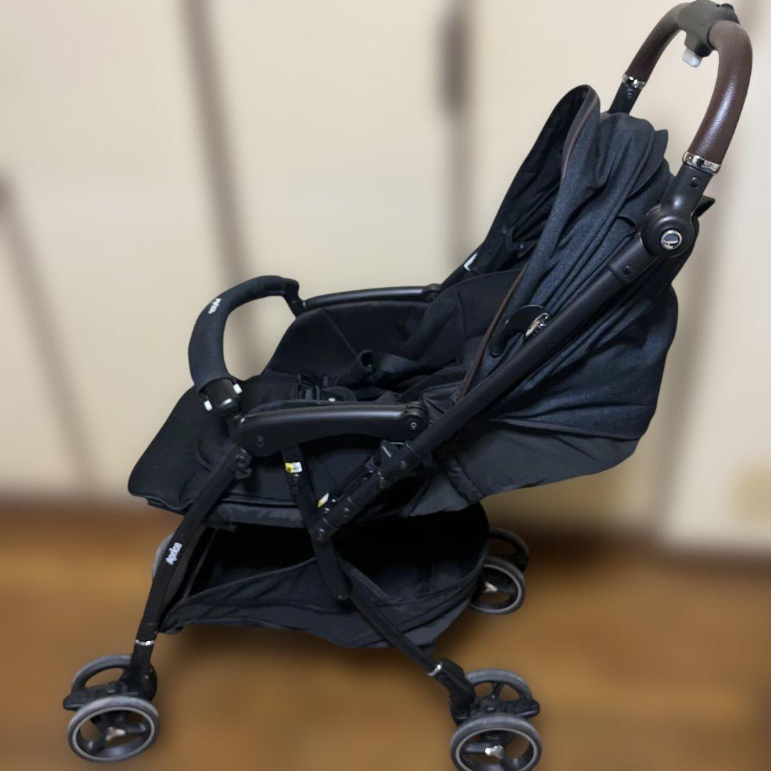 こうちゃん様　アップリカ　ラクーナクッションフリープラス　AB ベビーカー　4輪