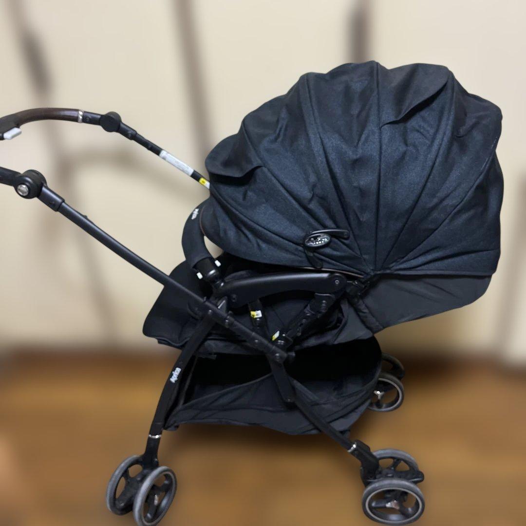 こうちゃん様　アップリカ　ラクーナクッションフリープラス　AB ベビーカー　4輪