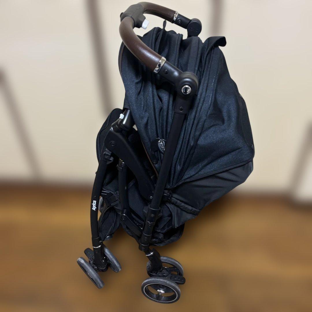 こうちゃん様　アップリカ　ラクーナクッションフリープラス　AB ベビーカー　4輪