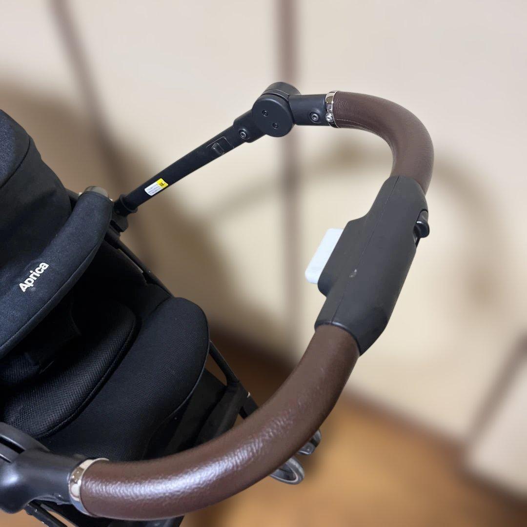 こうちゃん様　アップリカ　ラクーナクッションフリープラス　AB ベビーカー　4輪