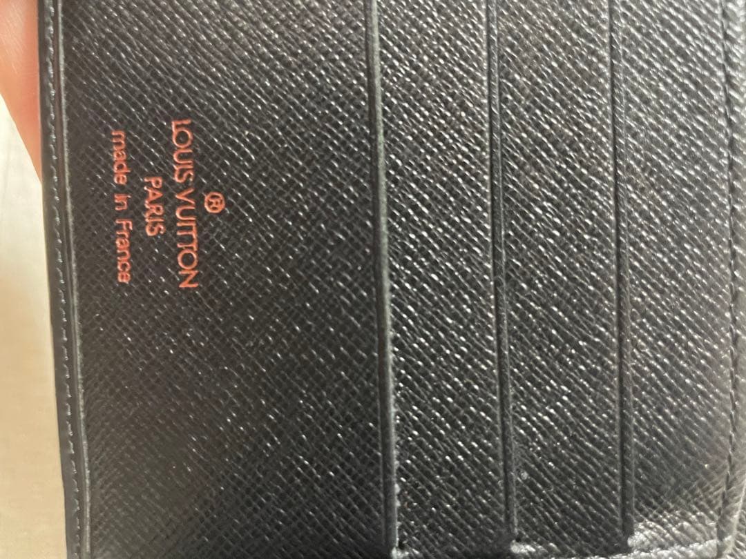 LOUIS VUITTON ブラック二つ折り財布