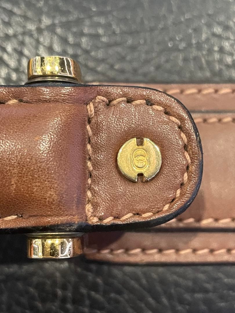 ゆ*み様 GUCCI グッチ レザー アタッシュケース ビジネスバッグ ブリーフ