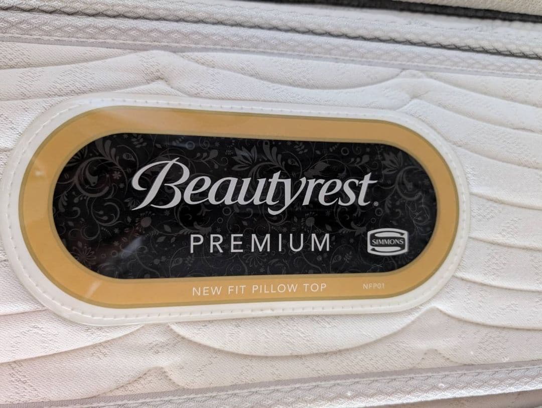 シモンズ ピロートップマットレス