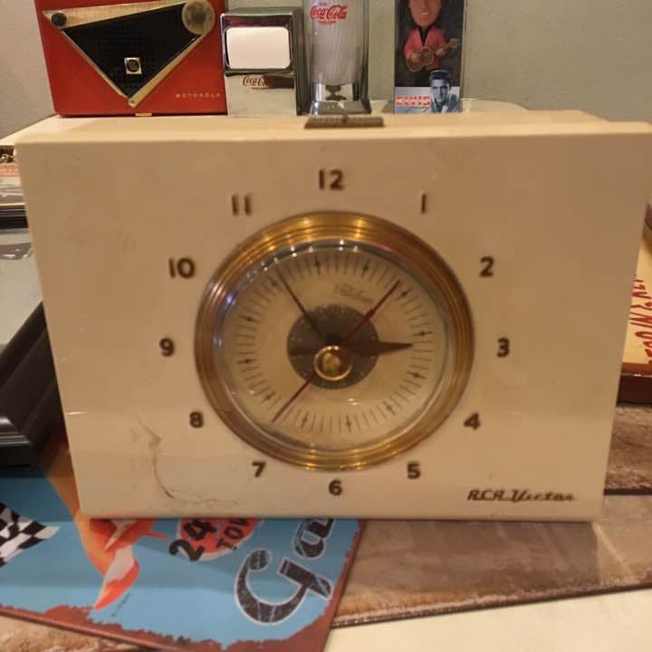 ビクター アラーム付きラジオ置時計