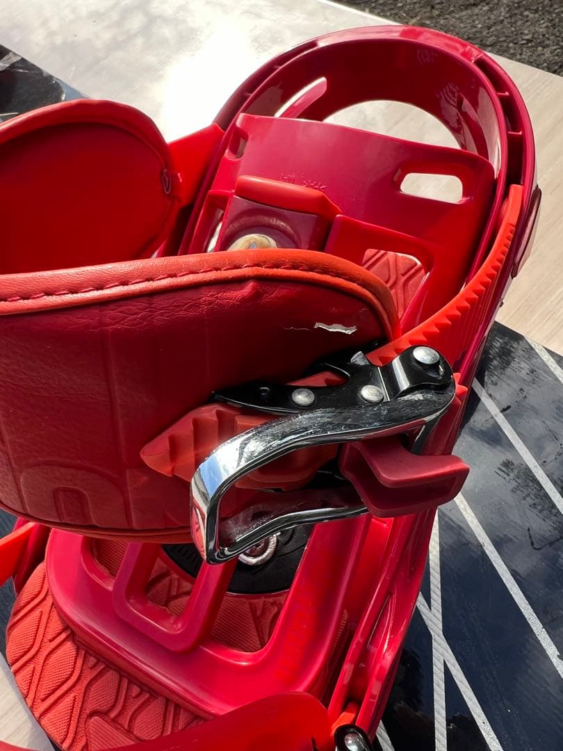 k2の板(147㎝)とSALOMONのビンディング