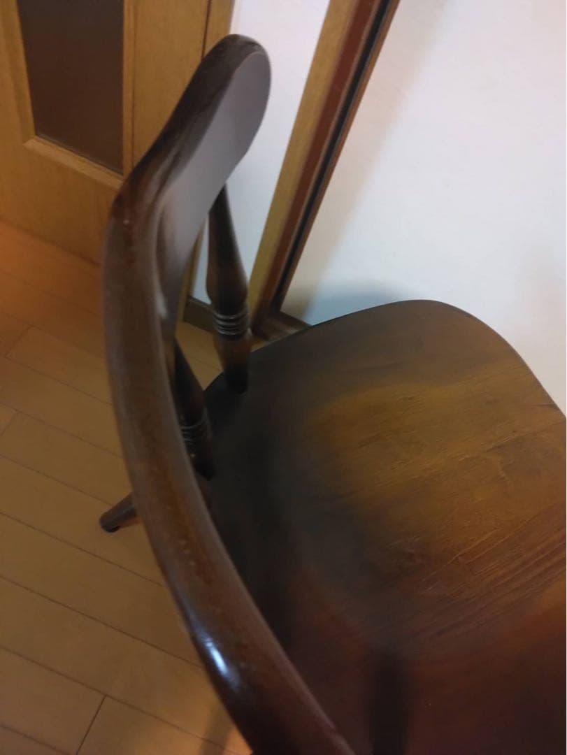 飛騨産業　キツツキマーク　ダイニングチェア①