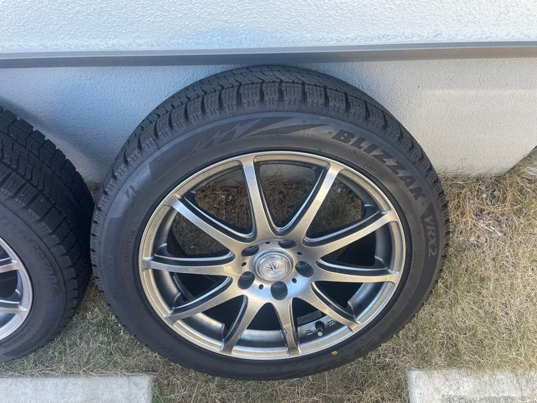 ブリザック VRX2 17インチ スタッドレスタイヤ①