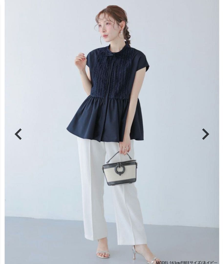 fitmore★ フロントフリルペプラムブラウス