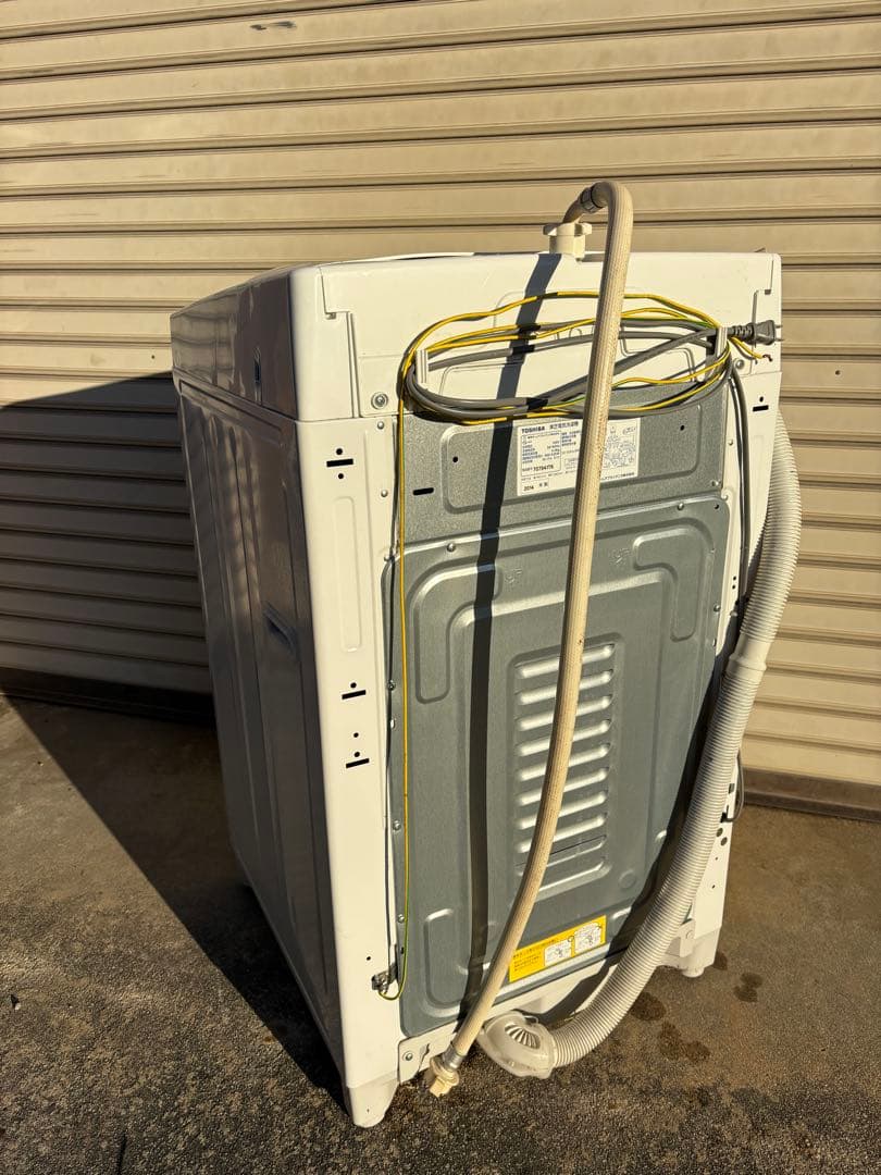 送料無料　東芝 5㎏ 洗濯機【AW-50GMC】