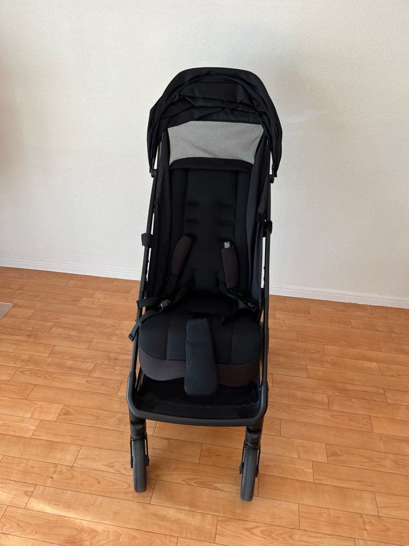 アップリカ Aprica Viit ベビーカー　ブラック