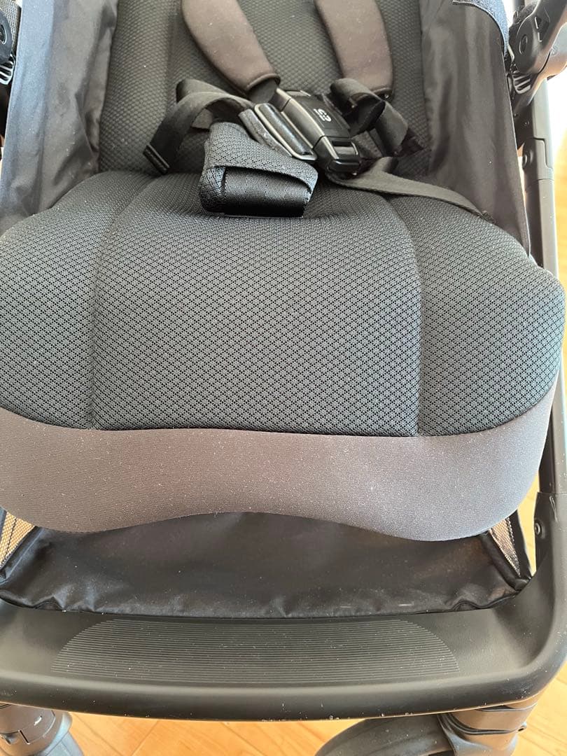 アップリカ Aprica Viit ベビーカー　ブラック