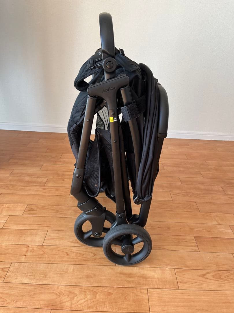 アップリカ Aprica Viit ベビーカー　ブラック