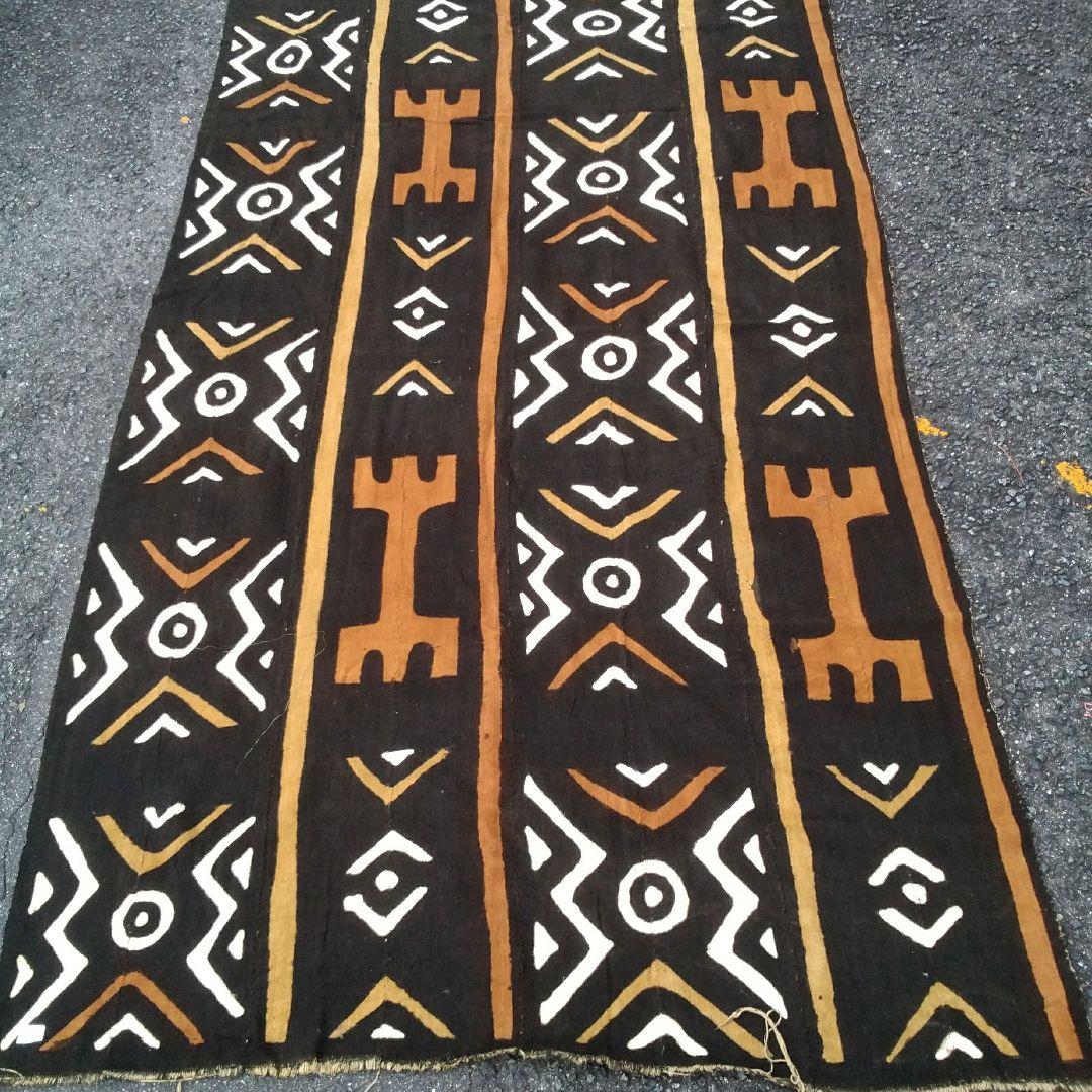 アフリカ　マリ共和国　ボゴラン　手織り8枚はぎ　手梁め　泥染め　臈纈染　クロス