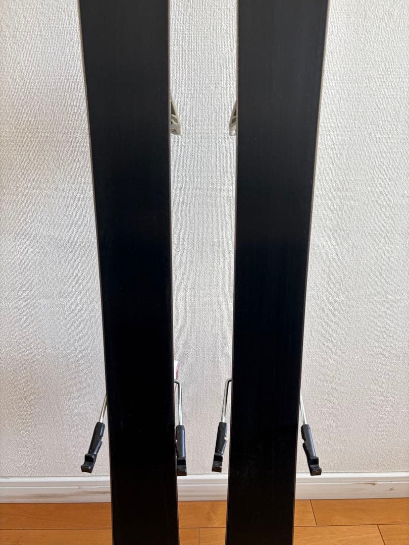 スキー板ATOMIC ジュニア 130女の子用