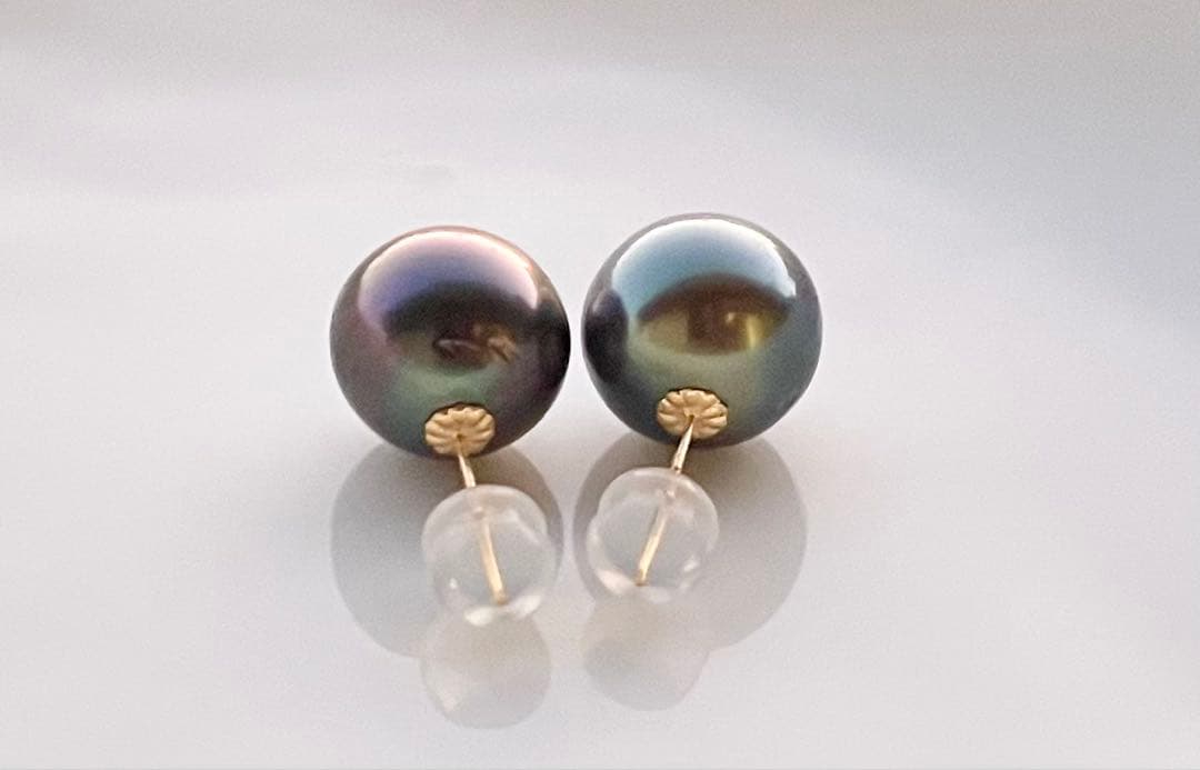 黒蝶真珠 大玉 ピアス K18 絶品照り 南洋パール トップグレード オーロラ